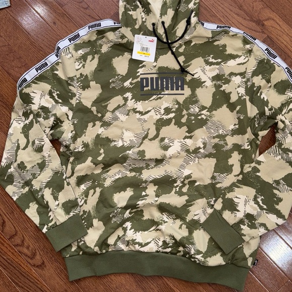 PUMA Olive and Cream Camouflage Hoodie Sweatshirt Camo Pack AOP Taping on Sleeve - Picture 2 of 10